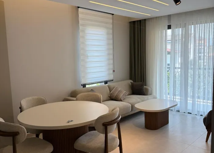 Gazde/Camere de închiriat Serenity